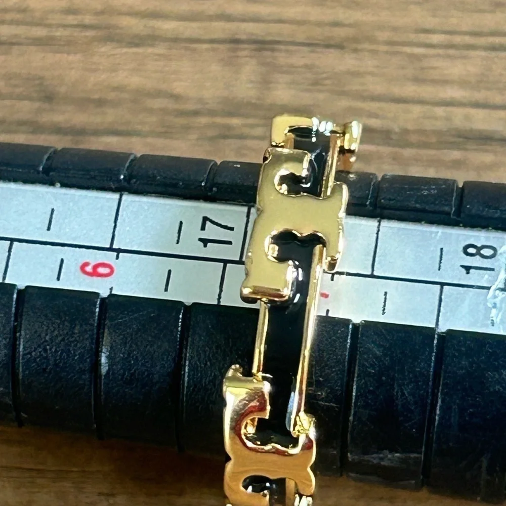 Tory Burch Logo T Serif Black Enamel Ring 7 new